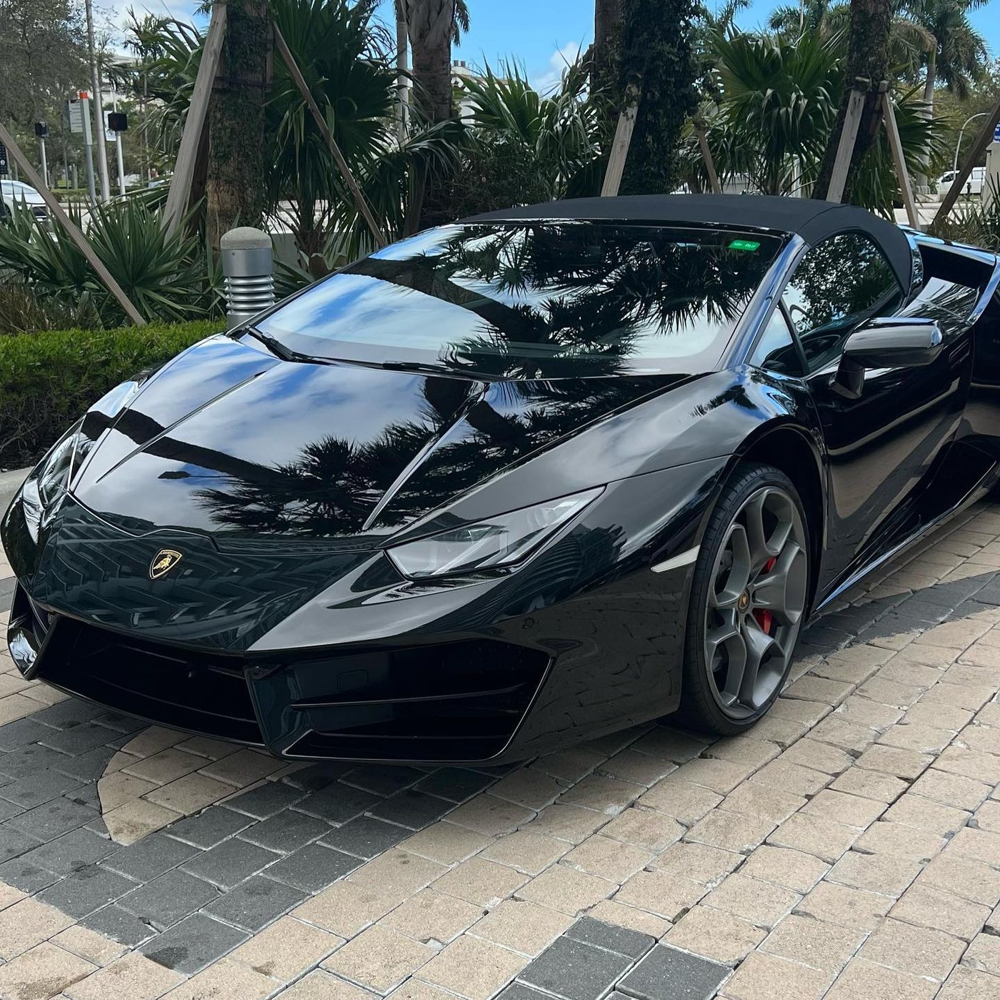 Lamborghini Huracan Spyder - Black protected at Elite Premium Detailing