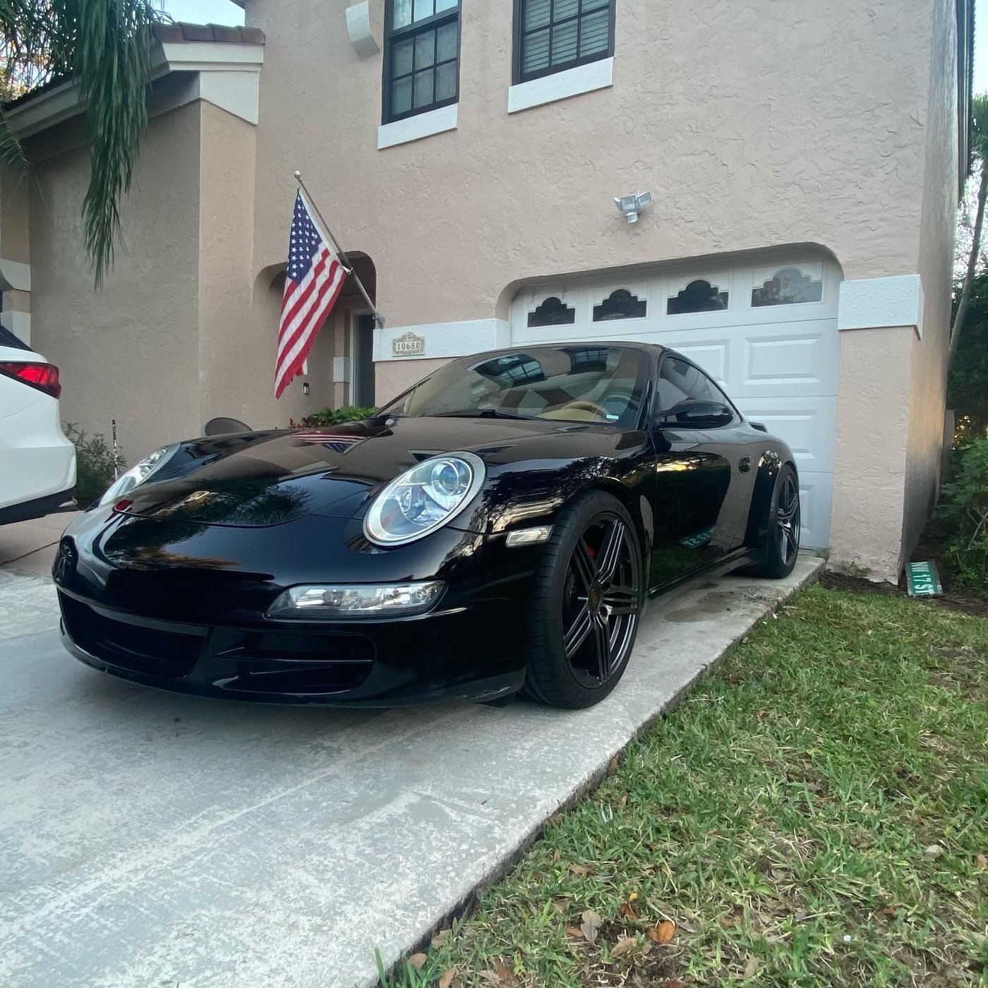 Porsche 911 Carrera - Black protected at Elite Premium Detailing