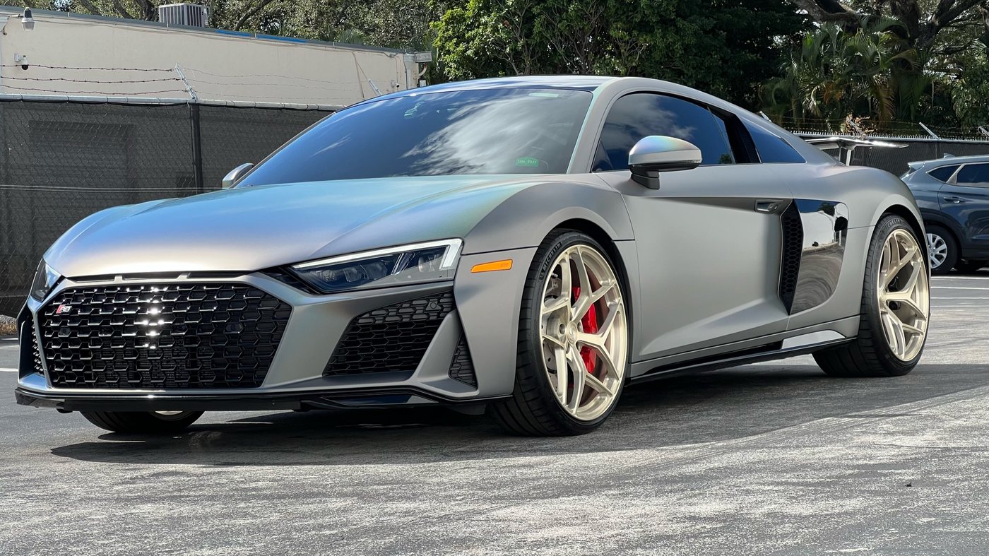 Audi R8 in holographic chrome wrap, South Florida