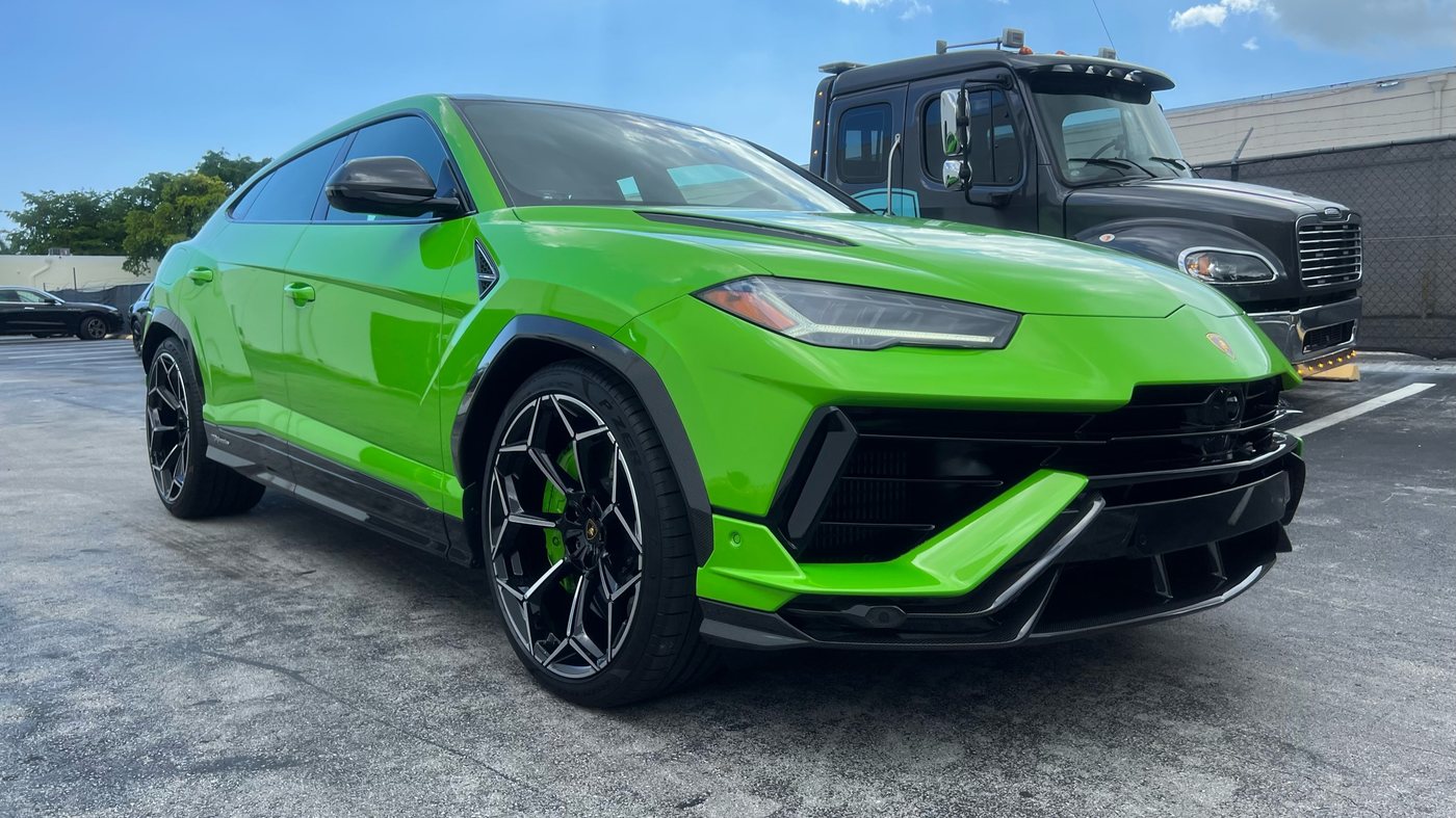 Lamborghini Urus - Verde protected at Elite Premium Detailing