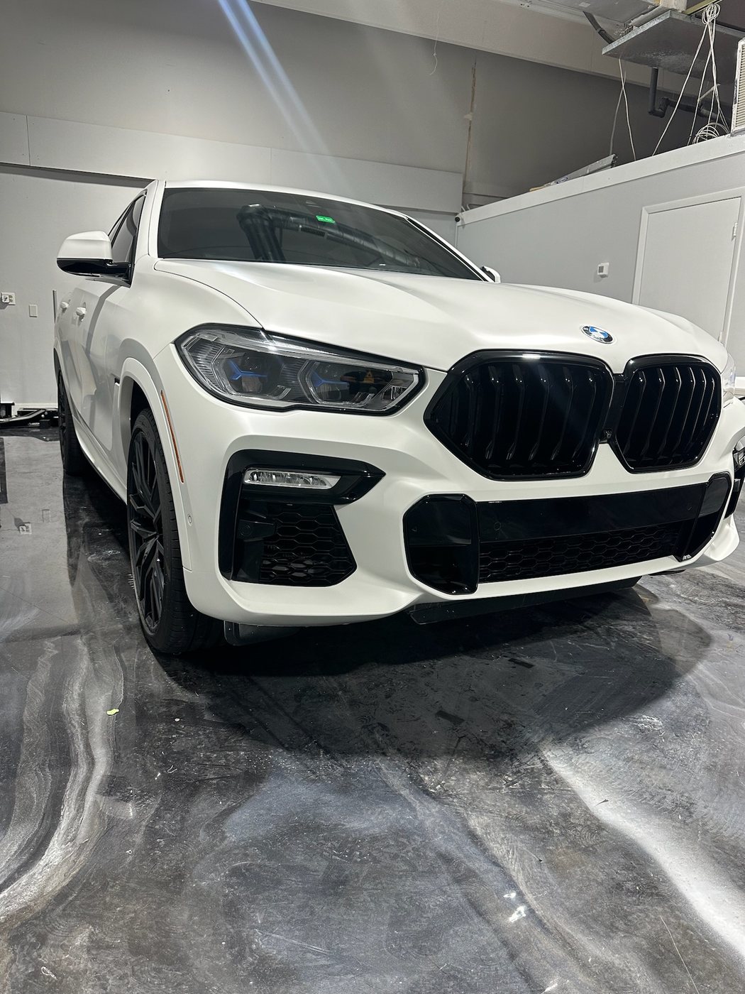 BMW X6 M50i - White protected at Elite Premium Detailing